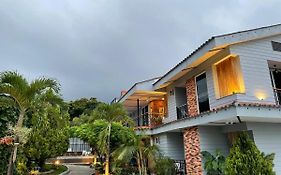 Hotel Campestre Manoa